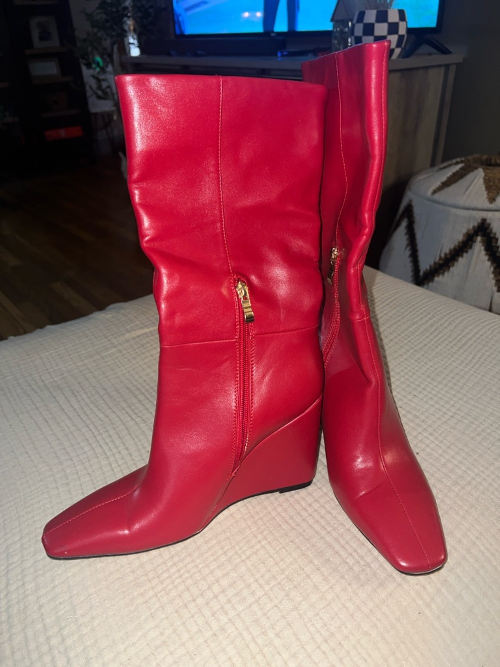 Torgeis New York Red Wedge Boots 8.5